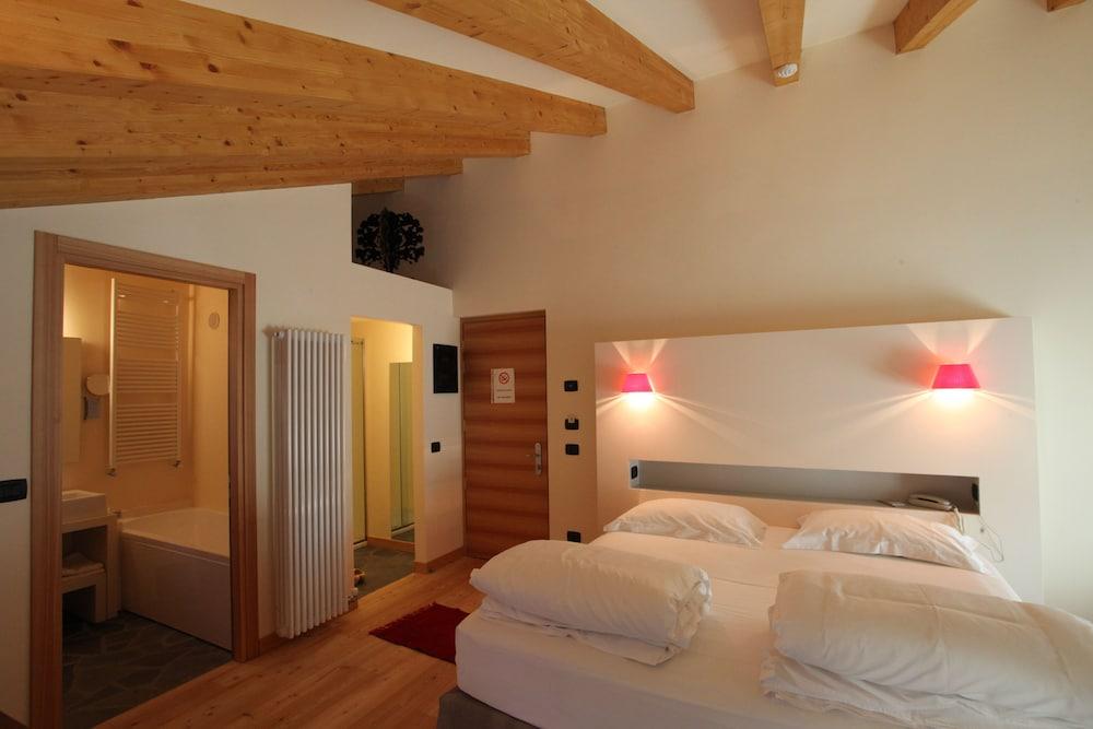 Hotel Berthod 쿠르마예 외부 사진